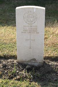 Ismailia War Memorial Cemetery - Stroud, G L
